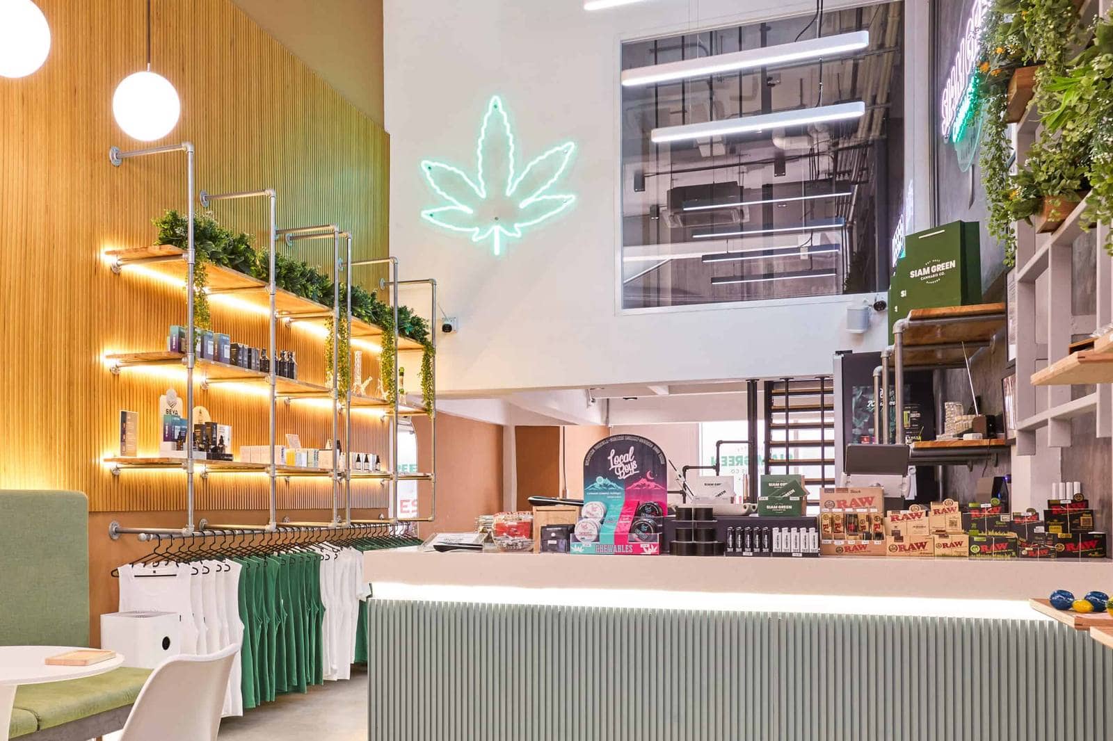 Siam Green Phrom Phong dispensary interior