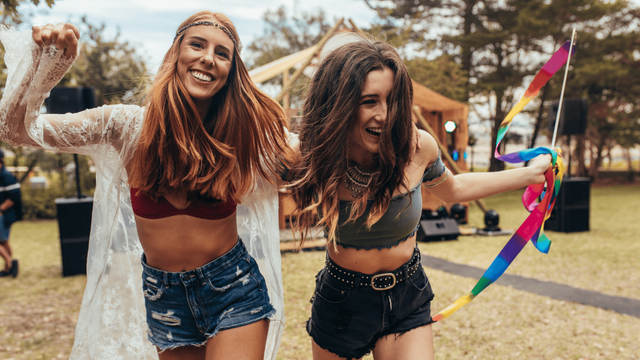 gen-z girls enjoying low dosage THC edibles thailand music festival